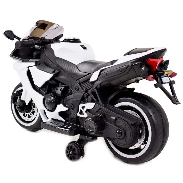 3-white-1500-a.jpg